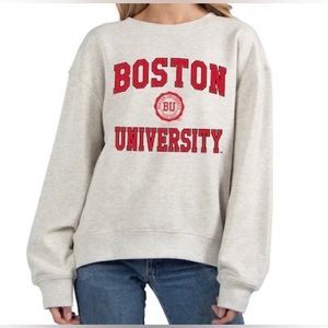 Boston Universities sweatershirt